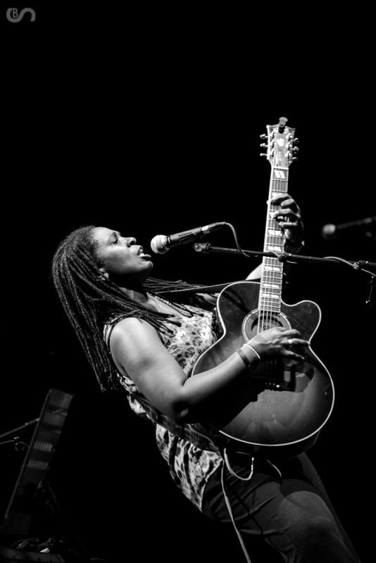 Il_Blues_Magazine_Ruthie_Foster_UJ_2016