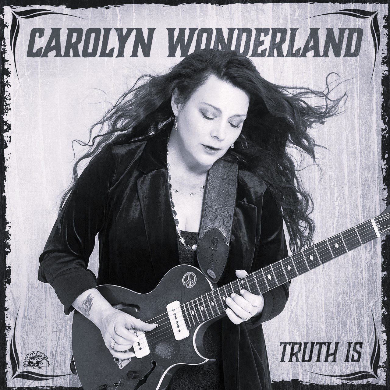 carolyn wonderland