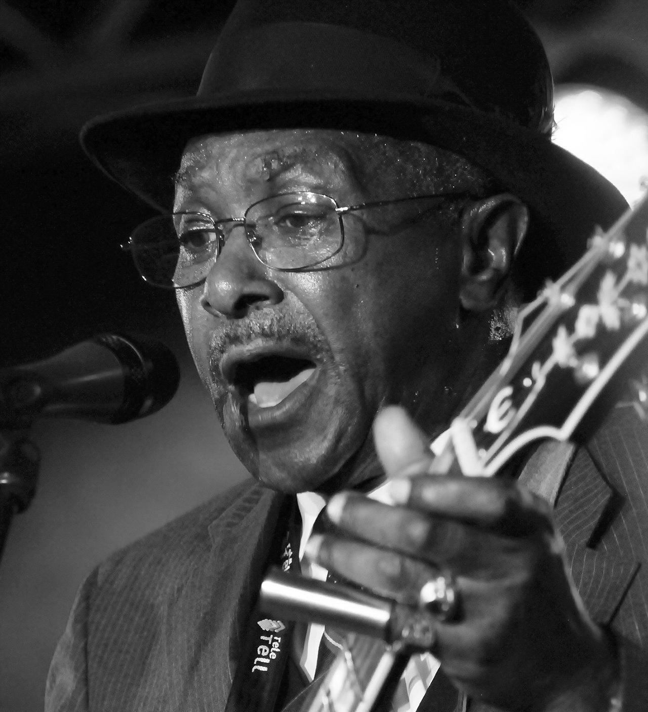 Elmore James Jr. (Lucerna 2012, foto Pertti Ñurmi ©)